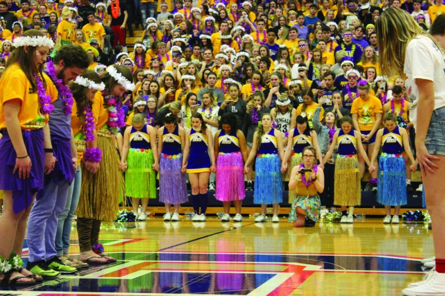 LHS student body and ASB executives anxiously await the results of the 2018 Golden Throne. Photo by Grace Eller. 