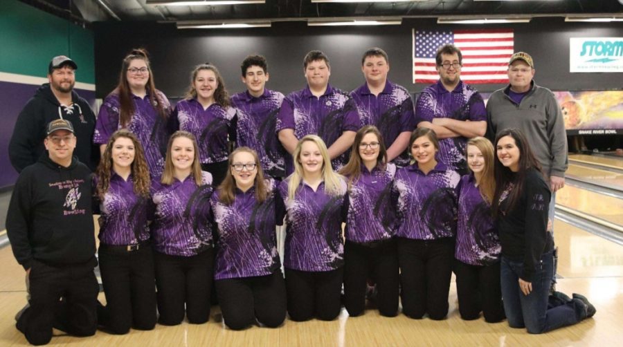 Lewiston bowlers compete at state in Spring 2019.