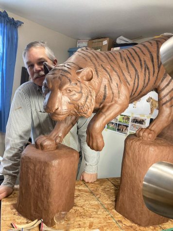 New bronze bengal statue to be displayed at LHS