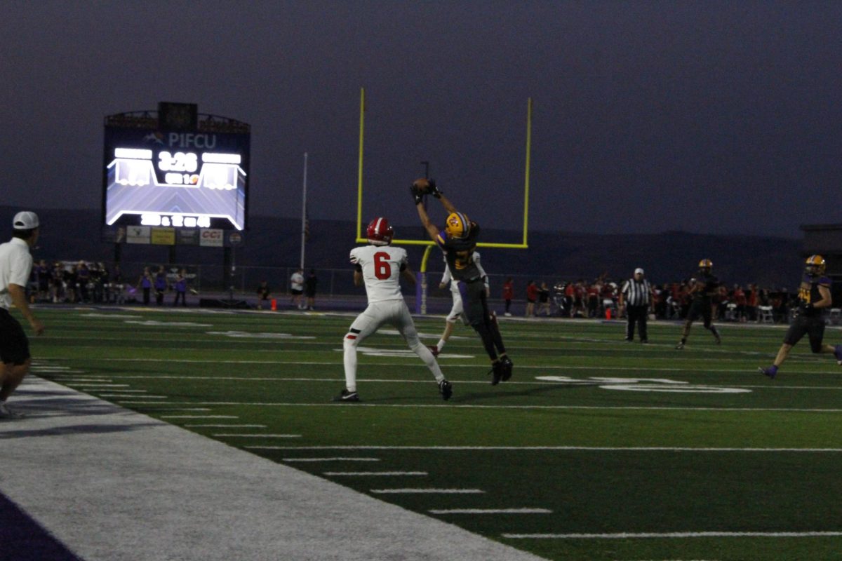Gage Steiner (22) nearly reels the ball in for a Bengal INT